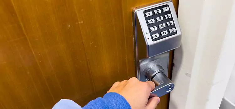 Why Choose Us for Your Keypad Lock Needs in Leawood, KS?